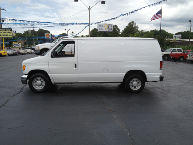 2006 Ford E-Series Van SE Truck