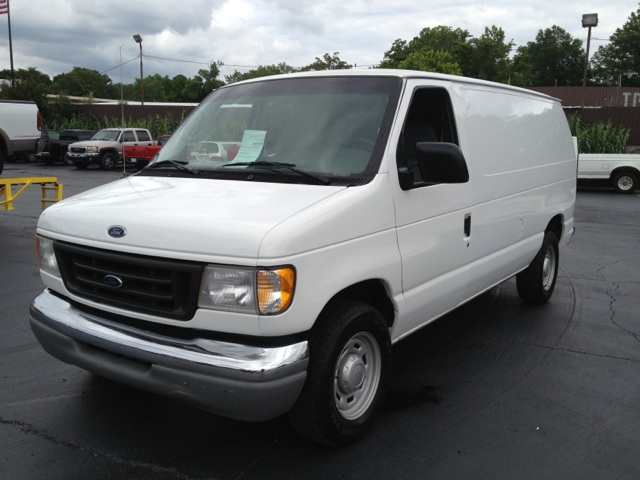 2006 Ford E-Series Van SE Truck