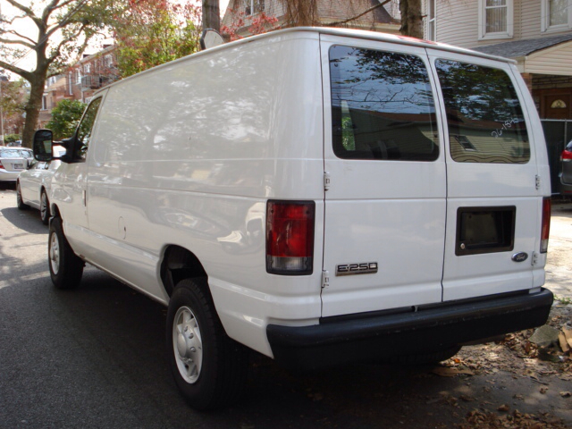 2008 Ford E-Series Van Awd-turbo