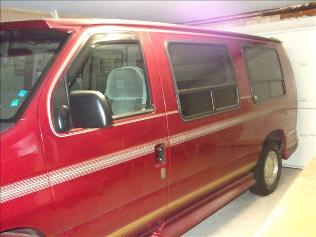 1999 Ford E150 Unknown