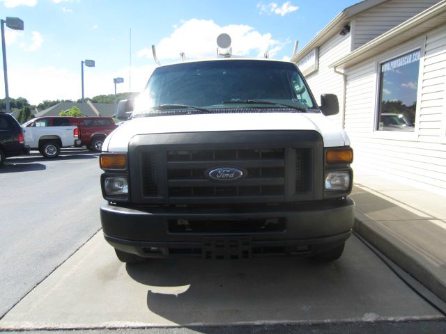 2008 Ford E150 Quad Cab Long Bed 2W