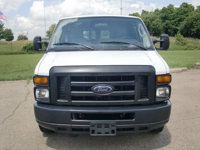 2009 Ford E150 W-tech Pkg