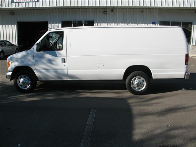 2002 Ford E250 3.5 Touring