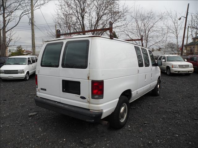 2003 Ford E250 Unknown