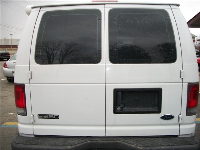 2003 Ford E250 All-wheel Drive LT W/1lt