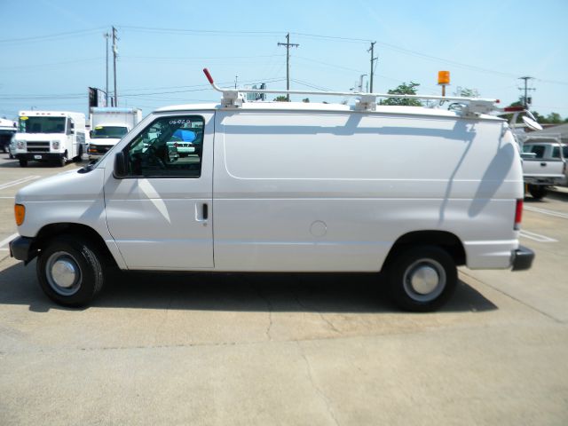 2006 Ford E250 Awd-turbo