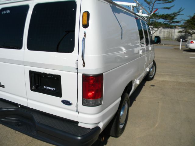 2006 Ford E250 Awd-turbo