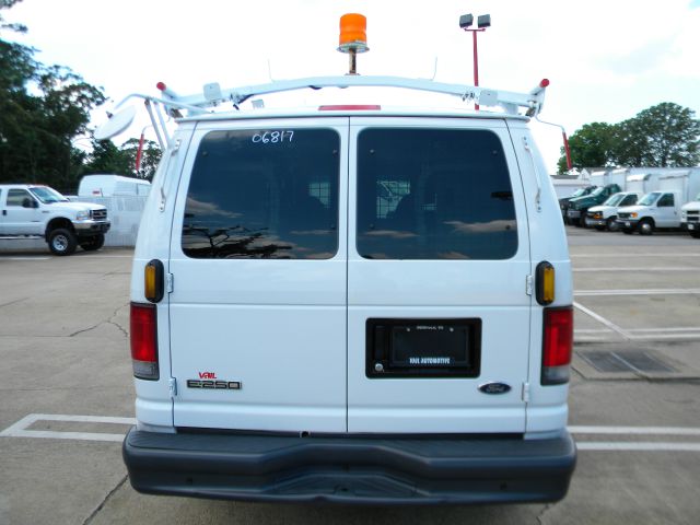 2006 Ford E250 Sport 4WD