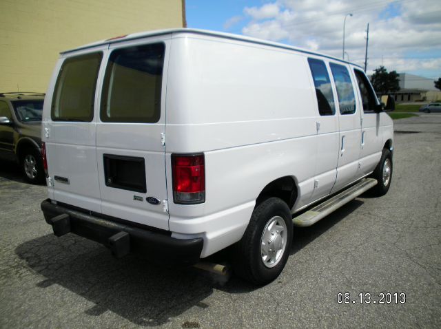 2009 Ford E250 Awd-turbo