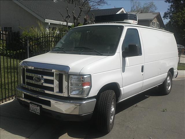 2010 Ford E250 Unknown