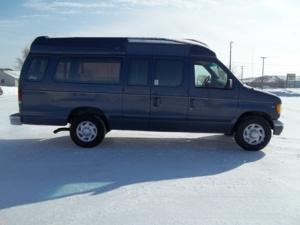 1997 Ford E350 Wagon Premier Nav AWD