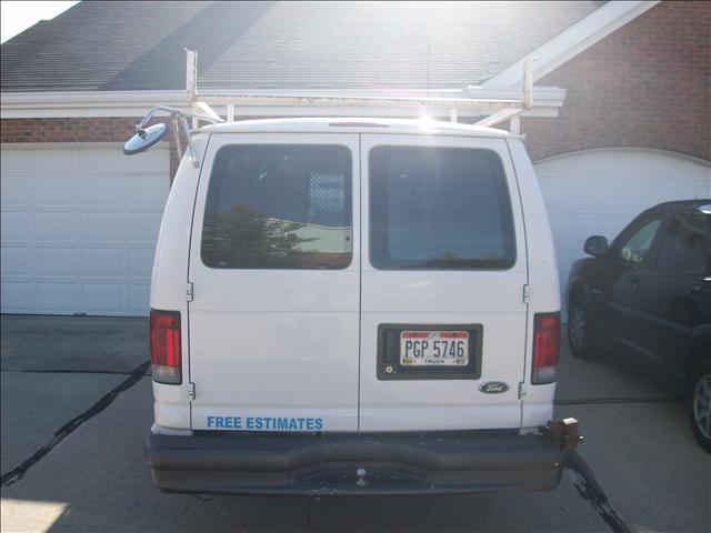 2005 Ford E350 Wagon Sport TECH PKG