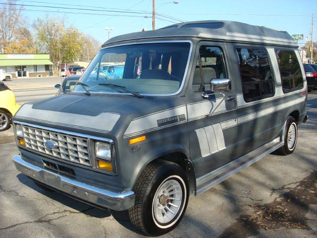 1987 Ford Econoline SE Limited