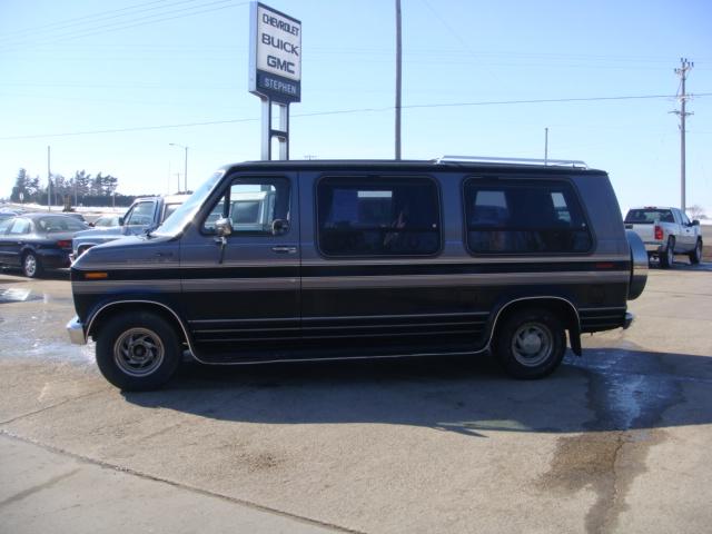 1987 Ford Econoline Base