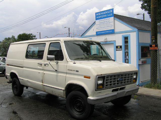 1989 Ford Econoline SE Sport