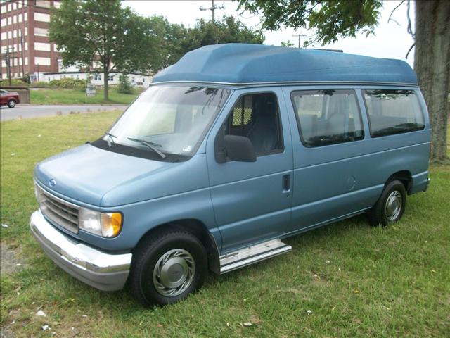 1992 Ford Econoline Base