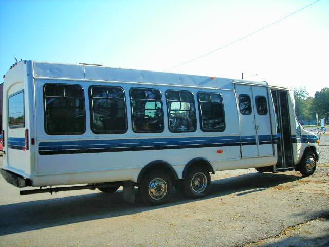 1992 Ford Econoline Coupe 4D