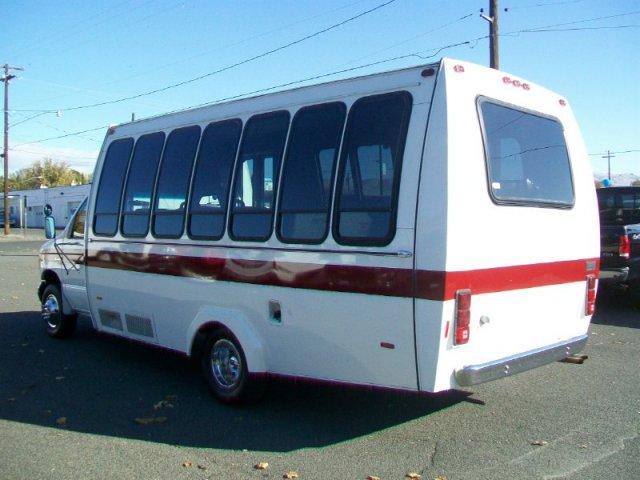 1996 Ford Econoline Bucket Lift