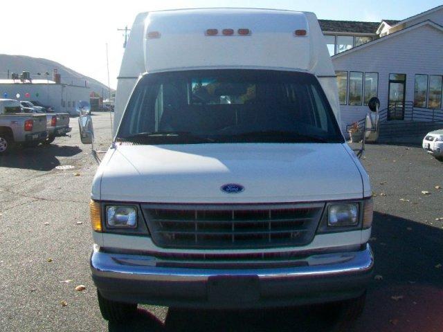 1996 Ford Econoline Bucket Lift