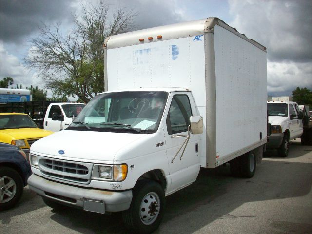 1997 Ford Econoline Base GLT