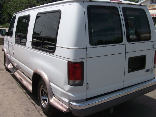 1997 Ford Econoline 328 Ci