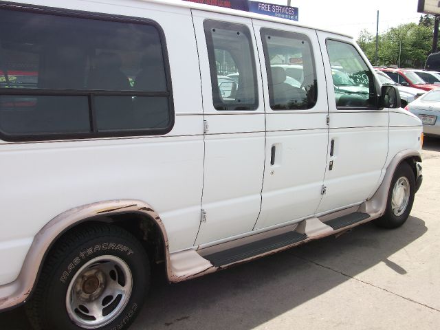 1997 Ford Econoline 328 Ci