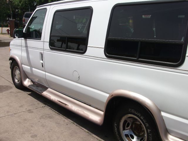 1997 Ford Econoline 328 Ci