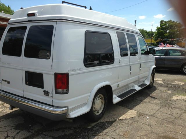 1998 Ford Econoline 328 Ci