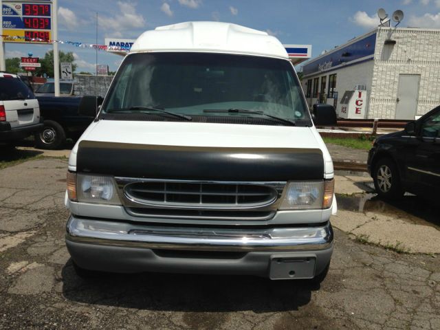 1998 Ford Econoline 328 Ci