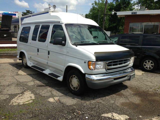 1998 Ford Econoline 328 Ci