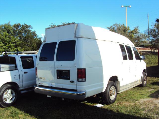 1998 Ford Econoline X S