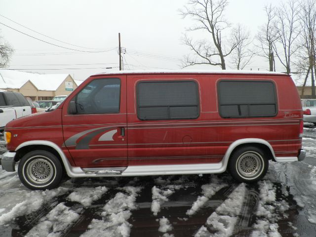 1999 Ford Econoline 328 Ci