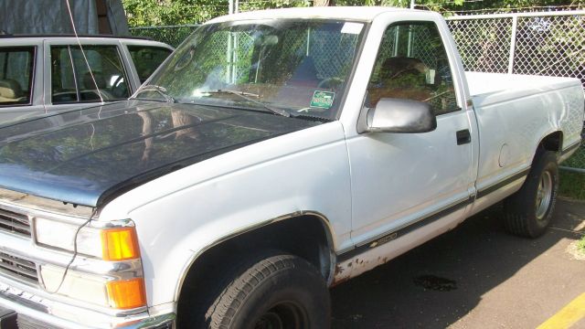 1999 Ford Econoline 2.5 S Model