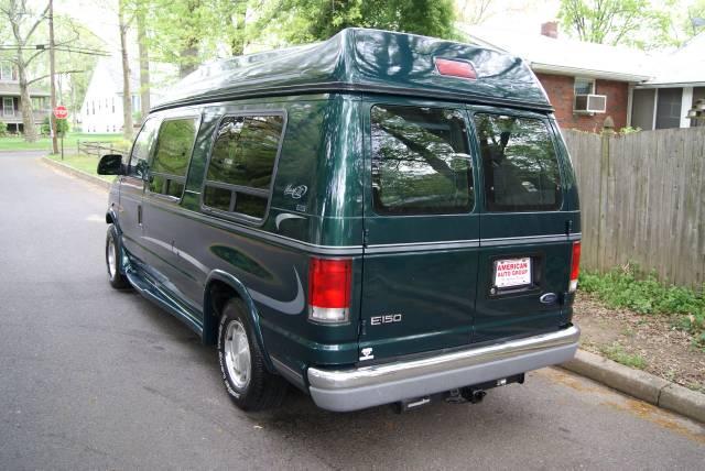 1999 Ford Econoline XLS 4.