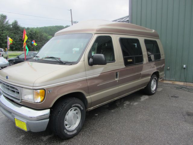 1999 Ford Econoline 328 Ci