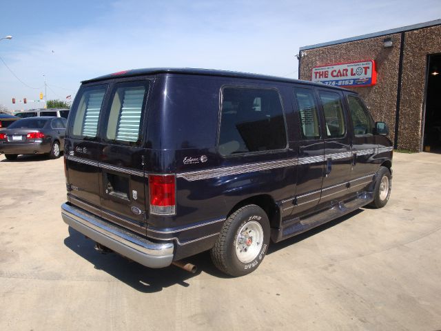 1999 Ford Econoline 328 Ci