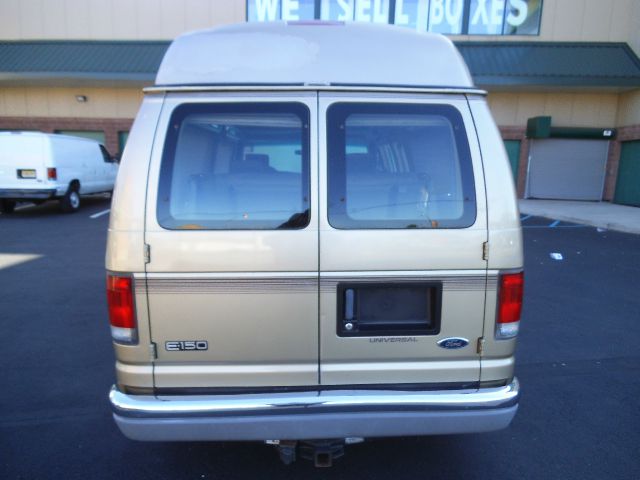 1999 Ford Econoline 328 Ci