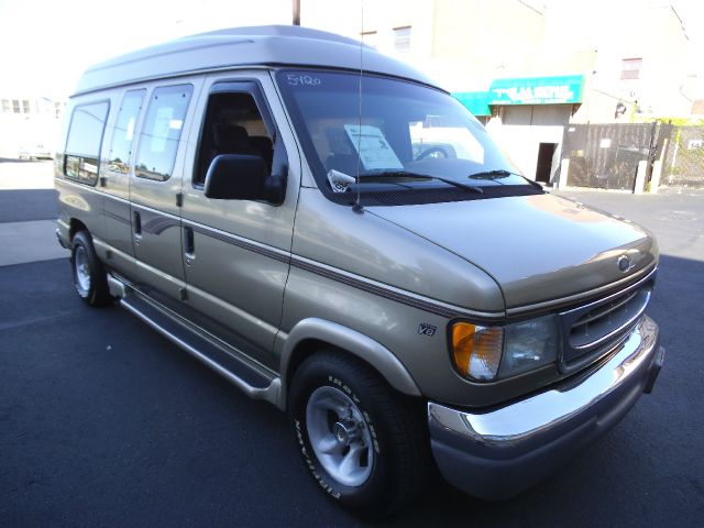 1999 Ford Econoline 328 Ci