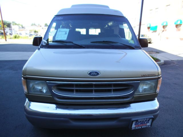 1999 Ford Econoline 328 Ci