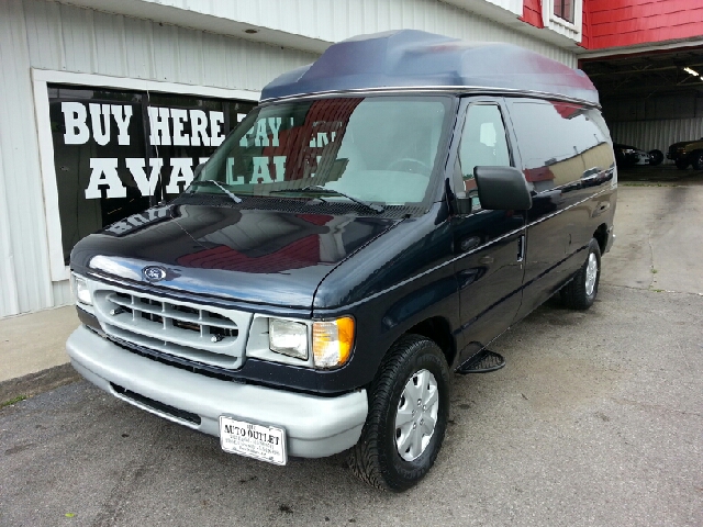 1999 Ford Econoline 328 Ci