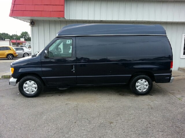 1999 Ford Econoline 328 Ci