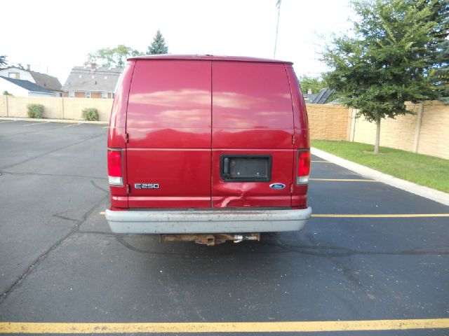 1999 Ford Econoline 2.5 S Model