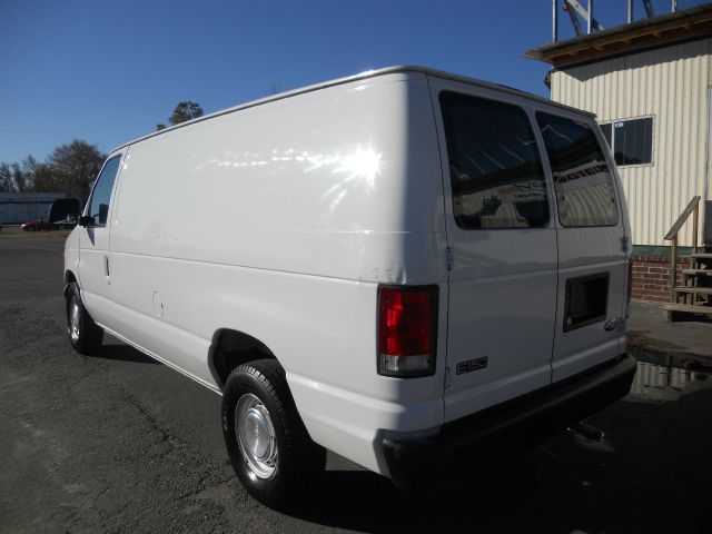 2000 Ford Econoline 328 Ci