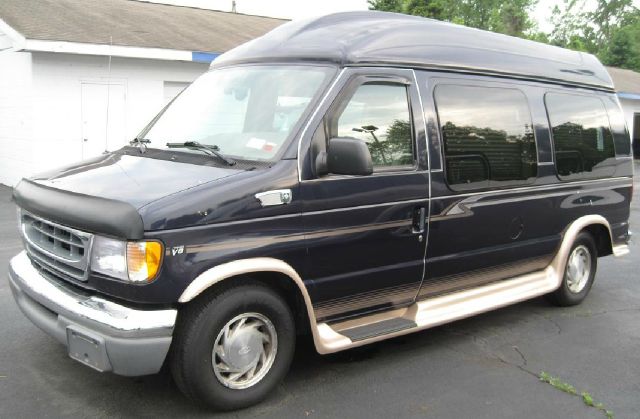 2000 Ford Econoline 328 Ci