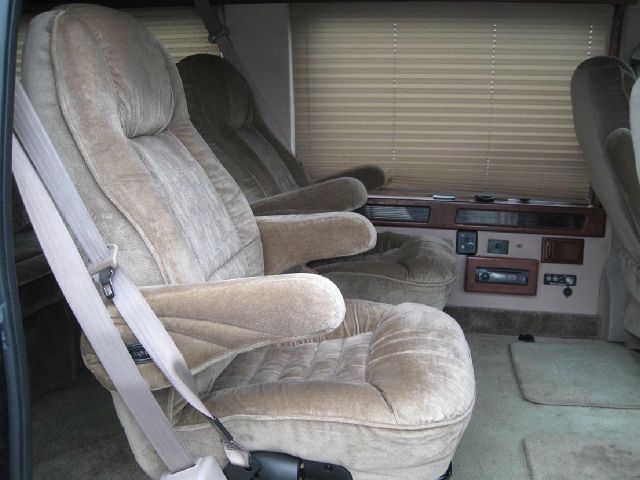 2000 Ford Econoline 328 Ci