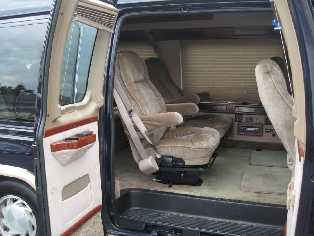 2000 Ford Econoline 328 Ci