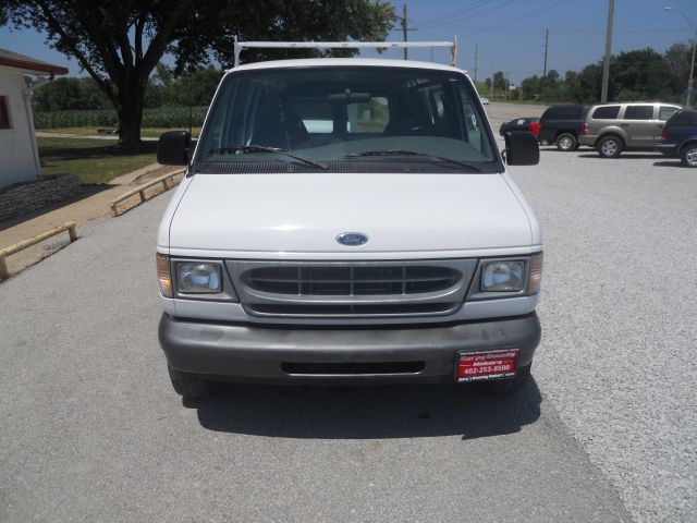 2000 Ford Econoline 328 Ci