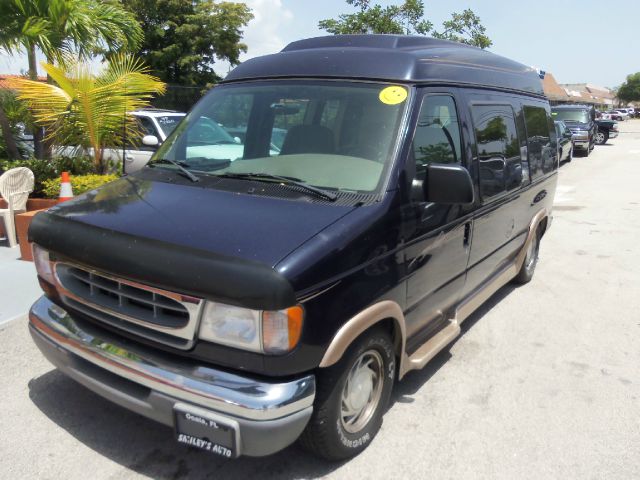 2000 Ford Econoline 328 Ci