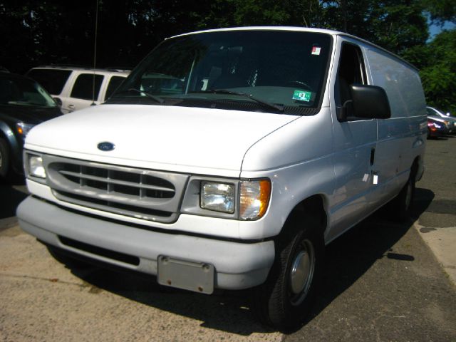 2000 Ford Econoline 328 Ci