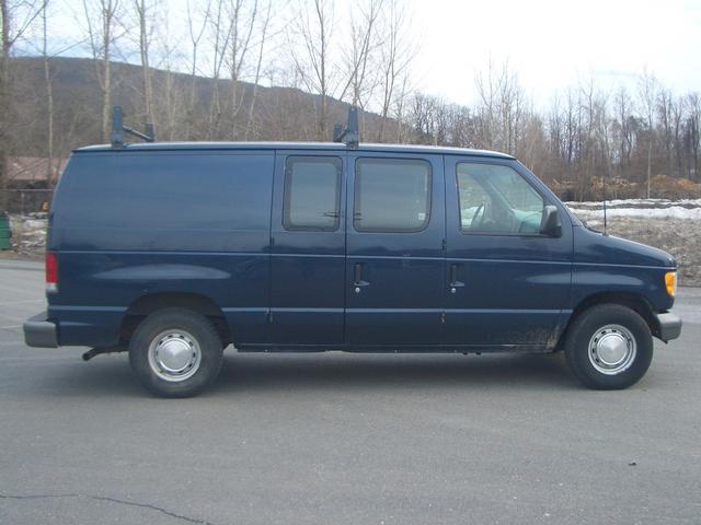 2001 Ford Econoline 328 Ci